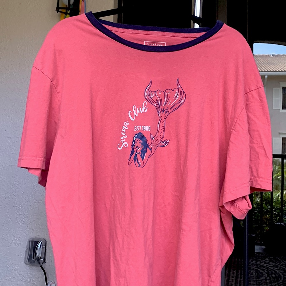 3X Sirena Club Graphic Tee